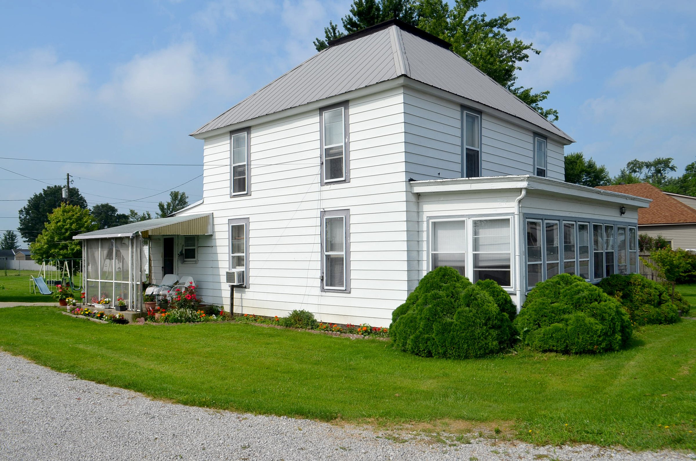 Property photo 2 - HOME & PERSONAL PROPERTY AUCTION IN EAST ALLEN COUNTY, INDIANA